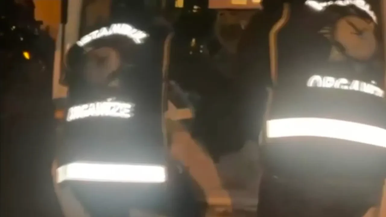 İstanbul'da dev silah kaçakçılığı operasyonu: 122 tabanca ve çok sayıda mühimmat ele geçirildi