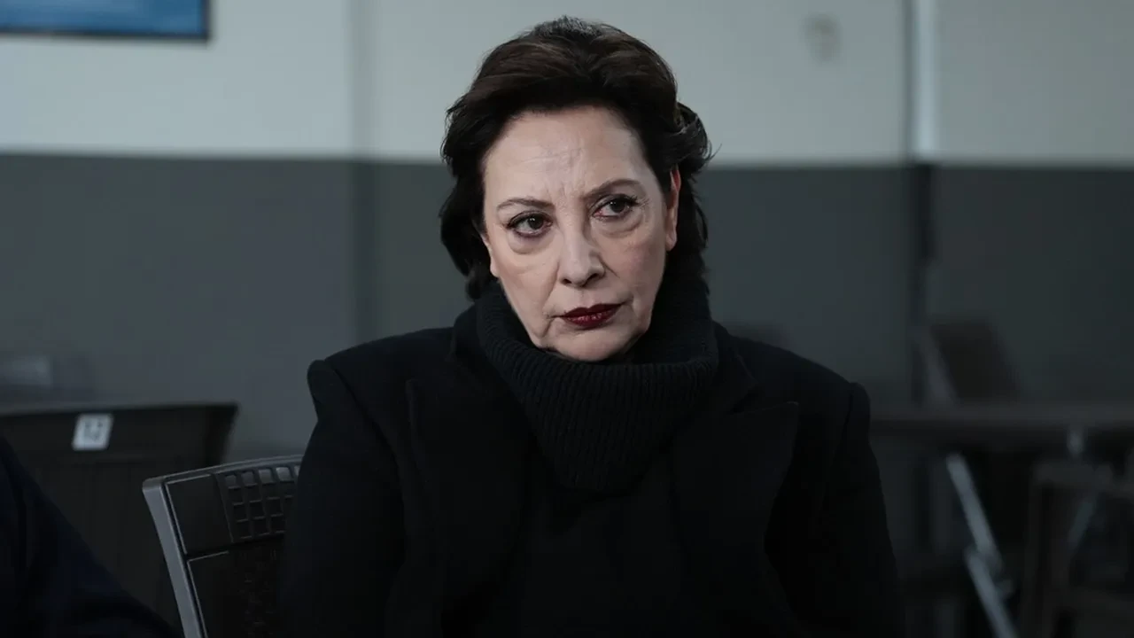 Kıskanmak 28. bölüm fragmanı yayınlandı! Nüzhet ve Mükerrem arasındaki gerilim dikkat çekiyor