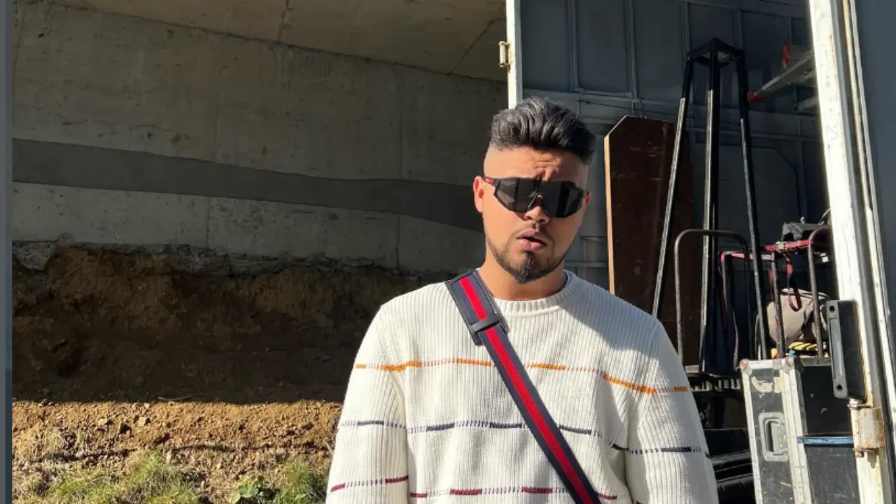 Lvbel C5 aldığı kilolarla sosyal medyanın diline düştü! Sahnede hareket bile edemedi