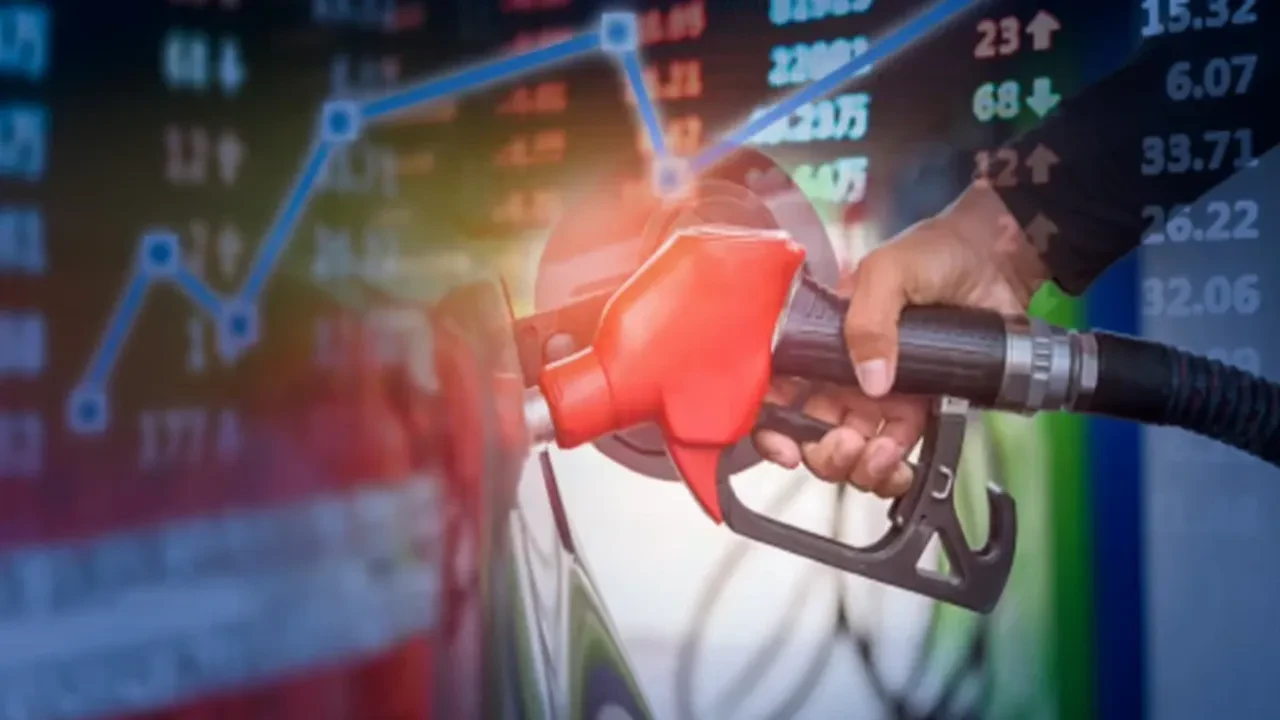 Petrol fiyatları sert çakıldı: Yeni indirim beklentisi