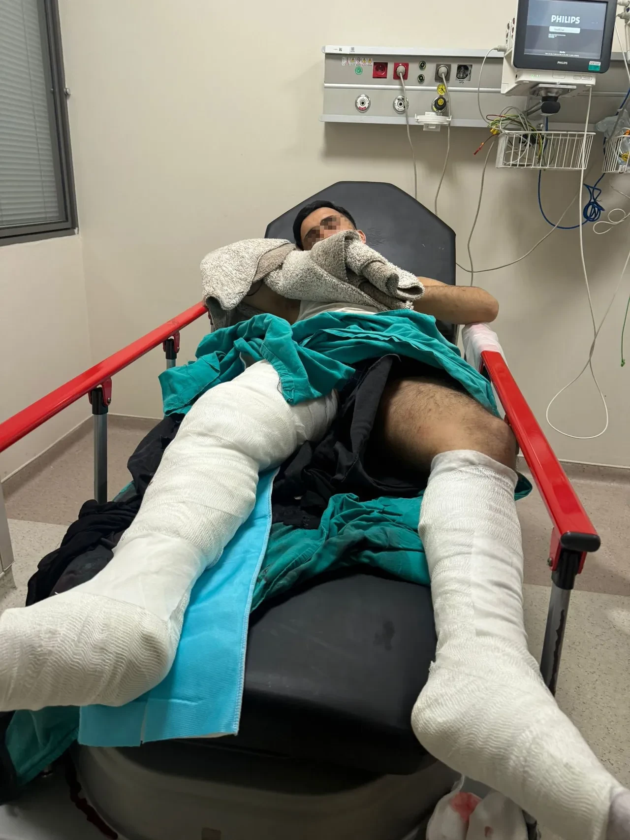 "Polisiz" diyerek eve girdiler, anne ile oğlunu vurdular! Adana'da akılalmaz olay