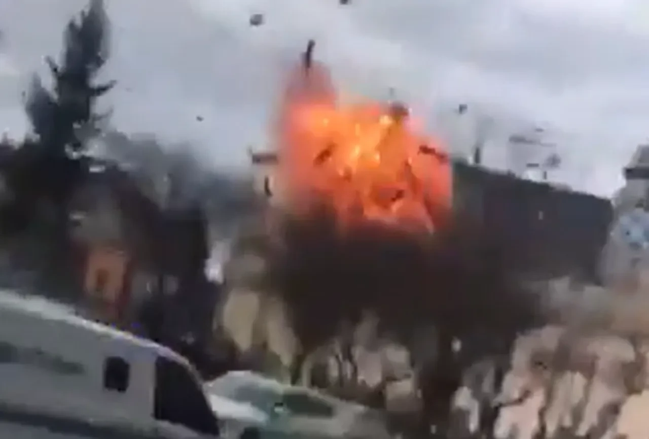 Zelenskiy'den müzakere açıklaması: "Rusya barışa yönelik ilerlemek istemiyor"