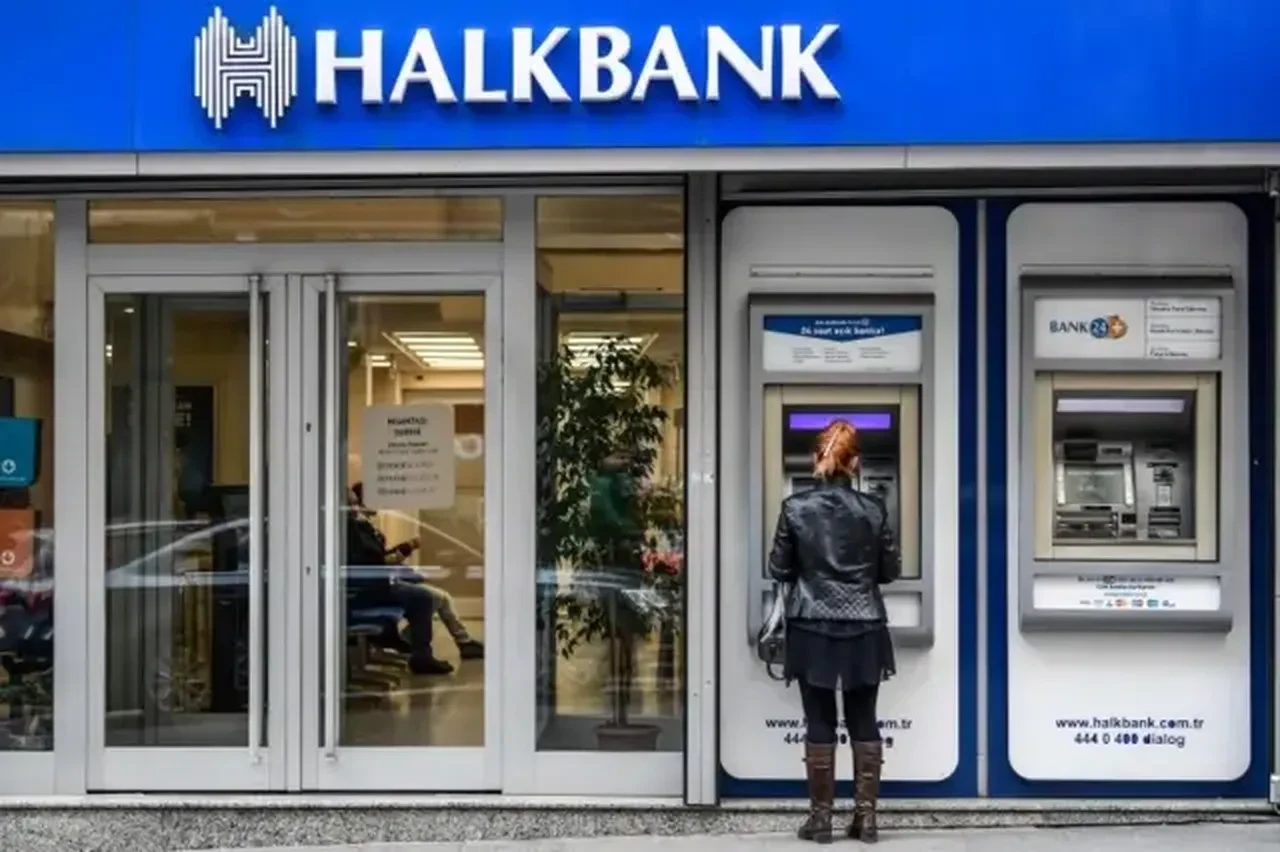 2026 Halkbank personel alımı başvuruları başladı: Sınav ne zaman, başvuru şartları neler?