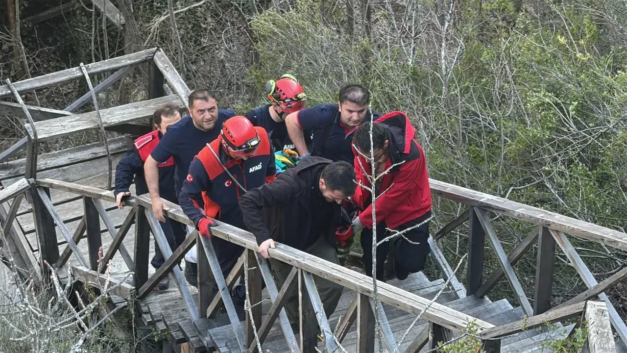 80 metre yükseklikten kendini boşluğa bıraktı! Karabük'te kan donduran olay