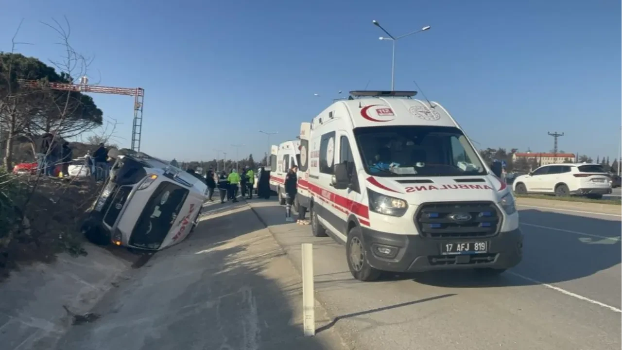 Çanakkale'de feci kaza! Çok sayıda yaralı var