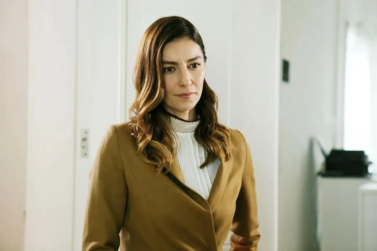 Halef dizisi Yıldız'ın annesi kim? Seda Akman kimdir, hangi dizilerde oynadı?