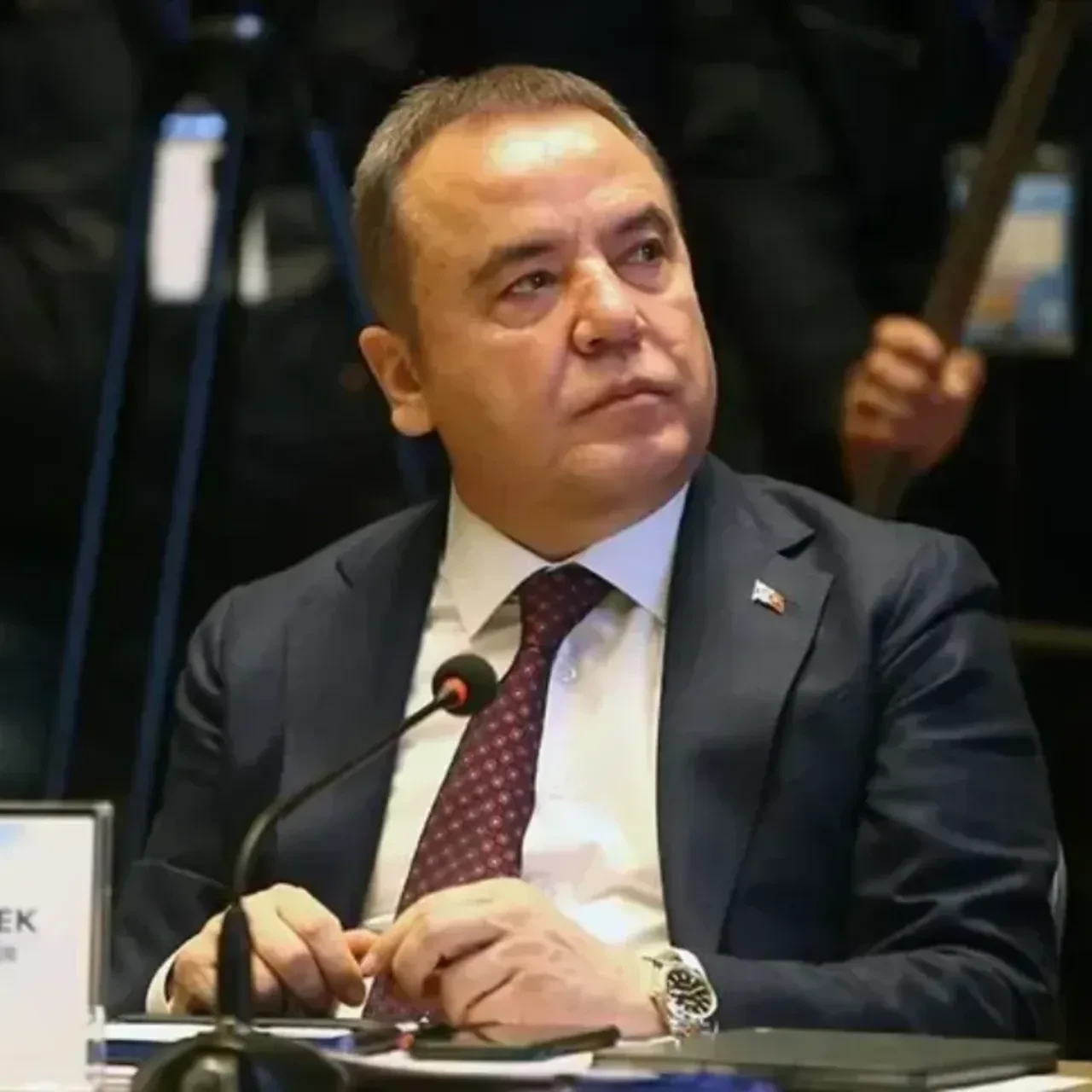 İBB yolsuzluk soruşturmasında kritik gelişme: Muhittin Böcek’in 2 şoförü tutuklandı