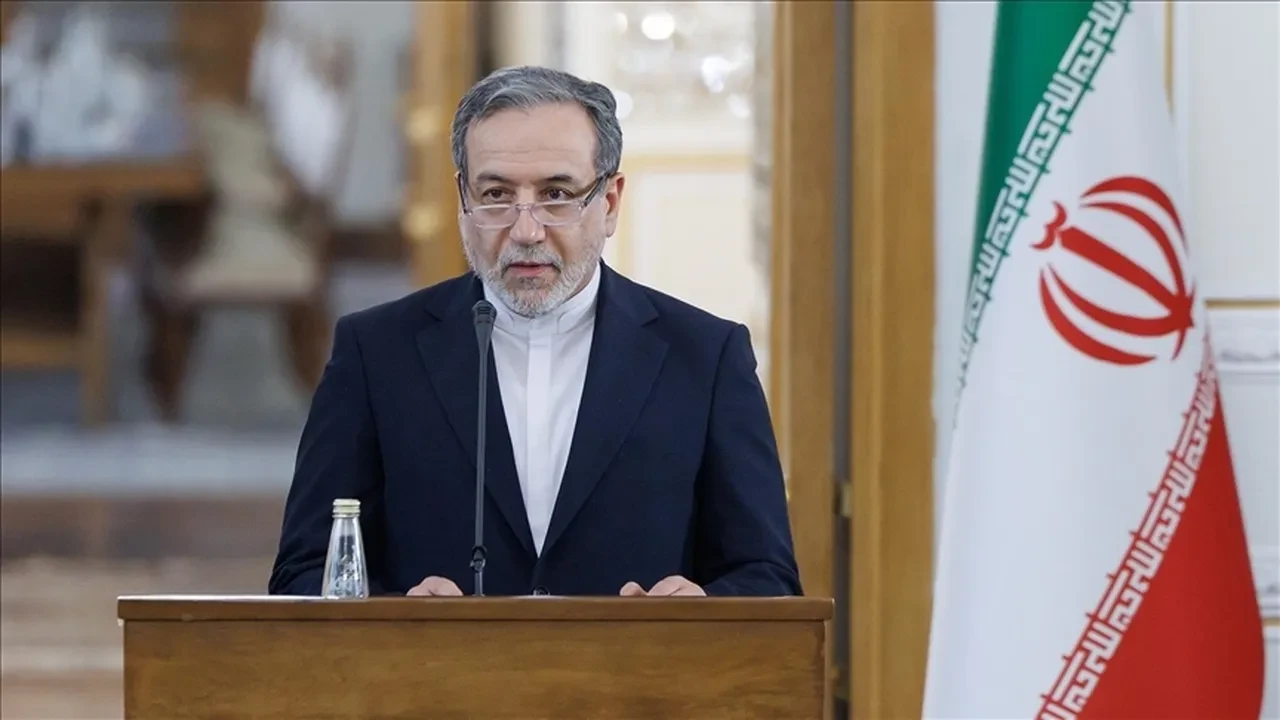 İran Dışişleri Bakanı Arakçi'den savaşla ilgili kritik açıklama! "ABD ile müzakere yok"