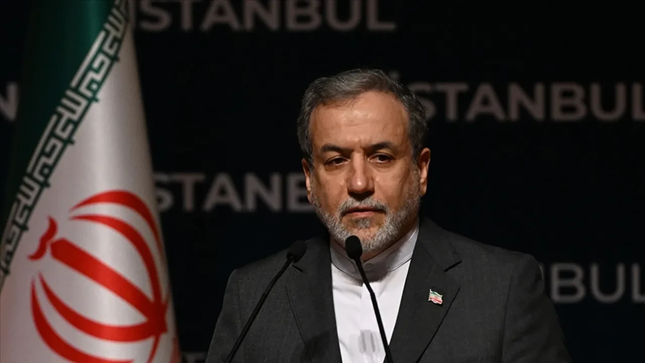 İran Dışişleri Bakanı Arakçi'den savaşla ilgili kritik açıklama! "ABD ile müzakere yok"