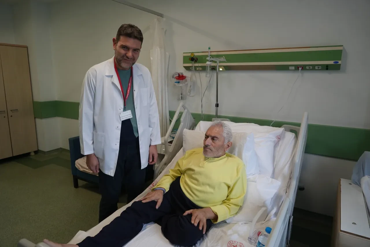 Kalbi saatlerce durdurularak hayata döndürüldü! Samsun'da riskli ve nadir ameliyat