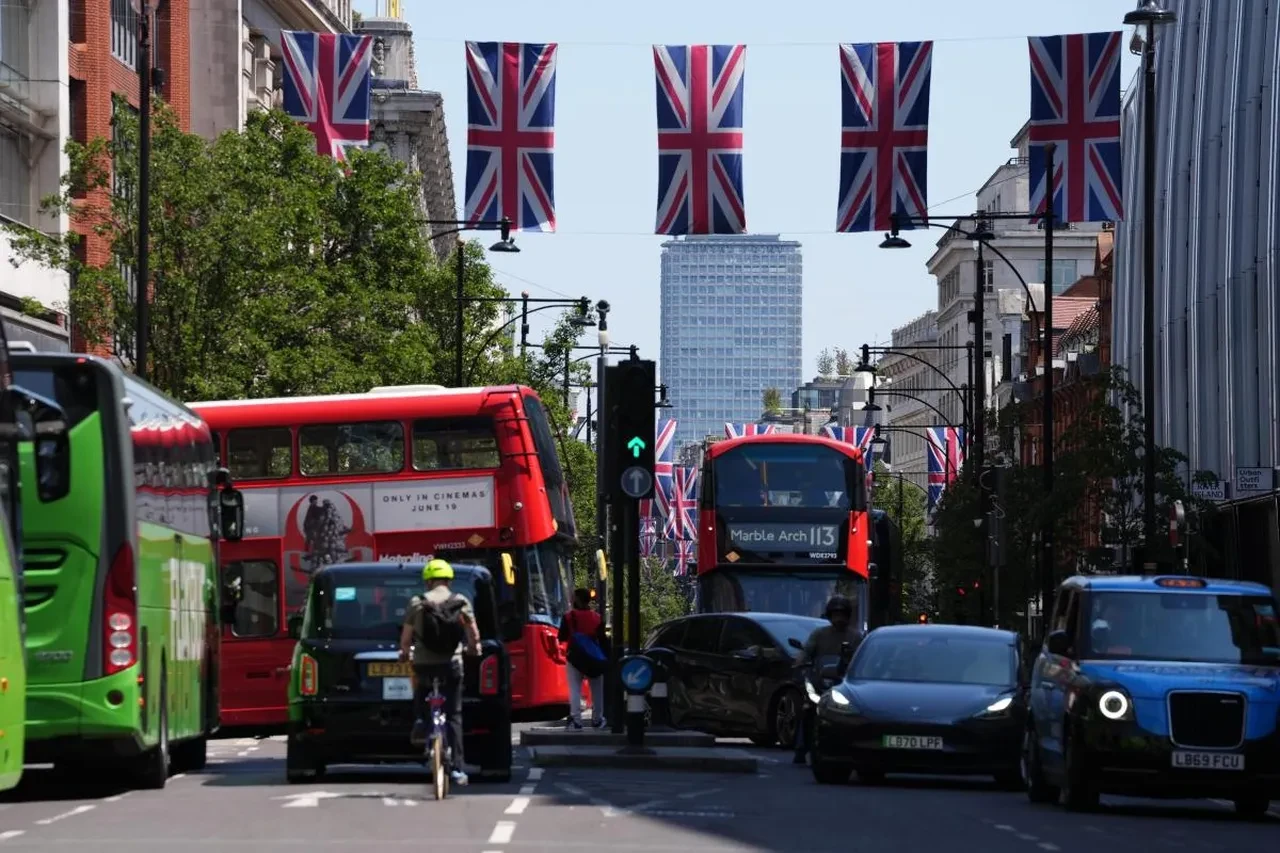 Londra’da SUV araçlara ek ücret masada