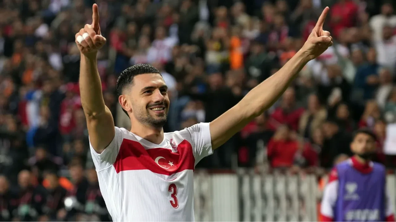 Merih Demiral neden yok, neden oynamıyor? Romanya maçı kadrosunda yer almadı
