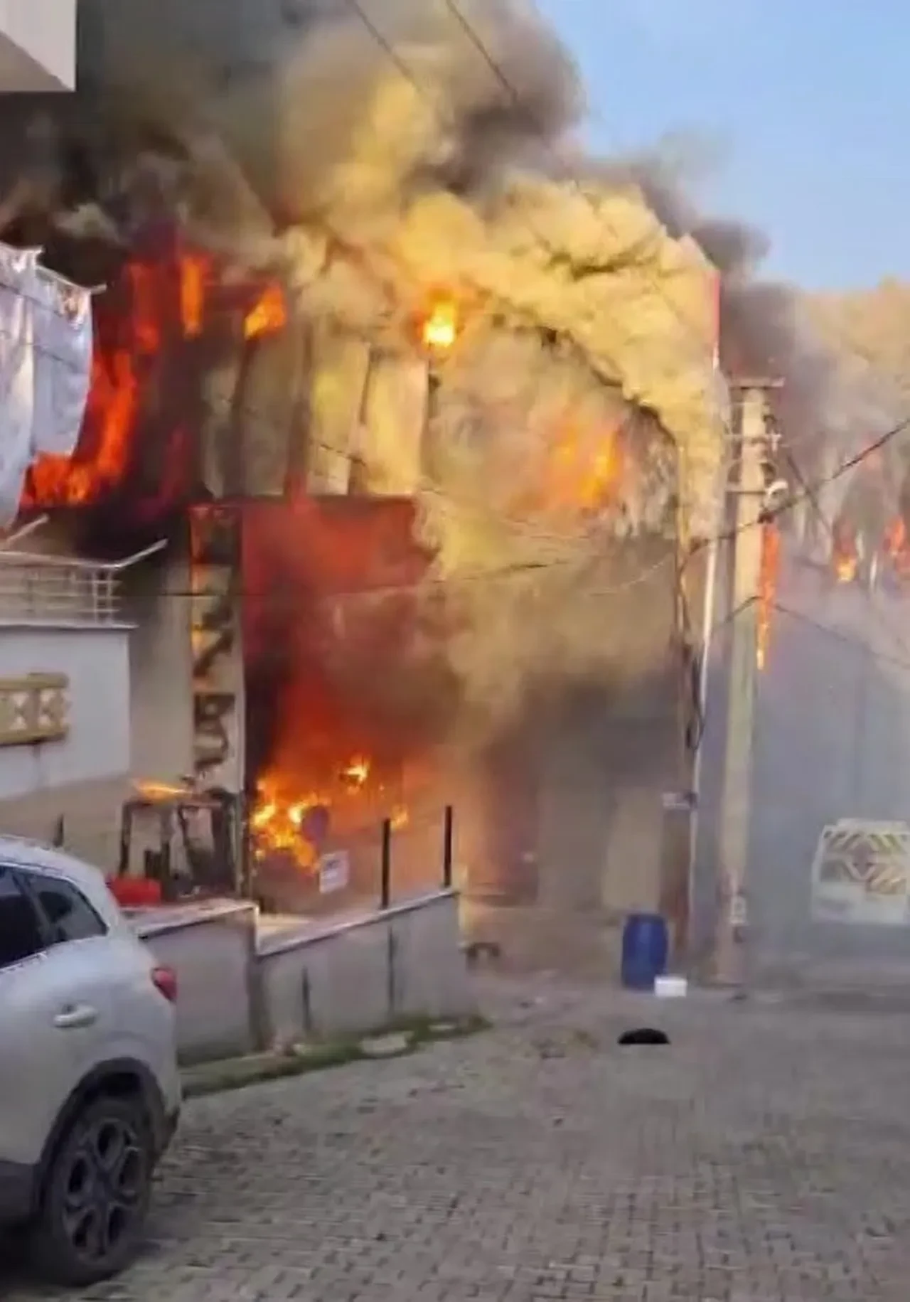 Parfüm fabrikasındaki katliamda kan donduran itiraf: 'Denetime gelip çay içtiler'