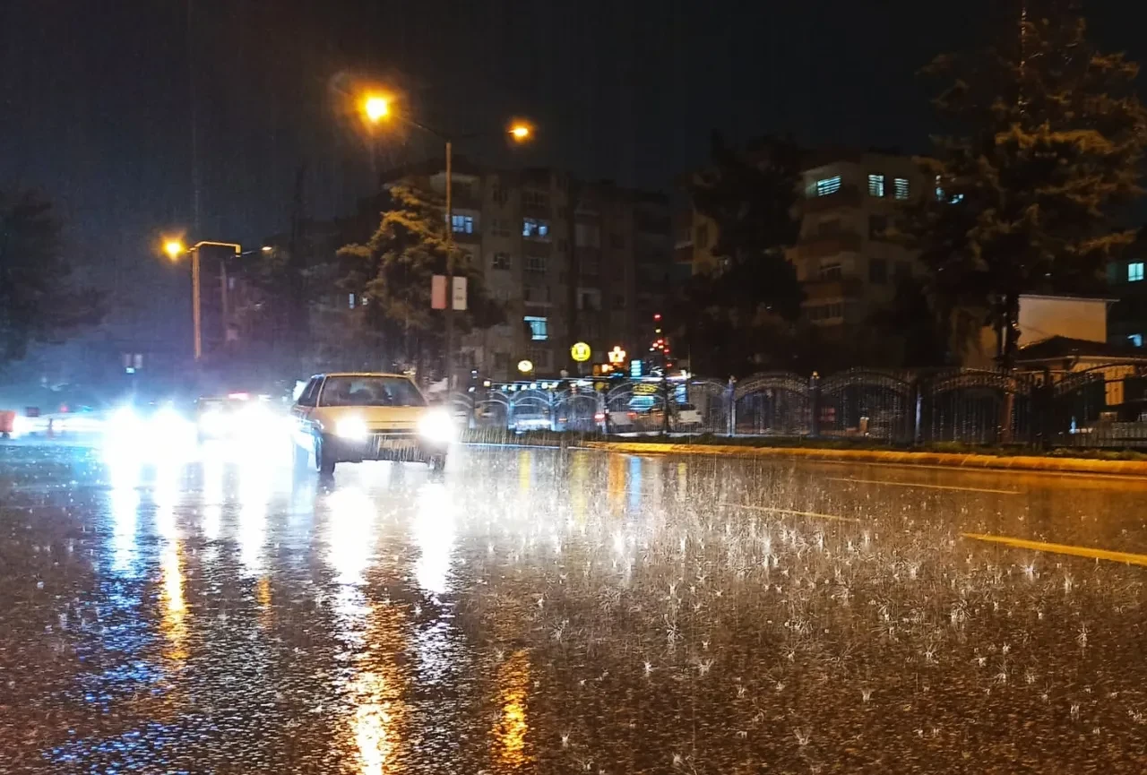 Şanlıurfa'da 4 ilçede okullar tatil edildi