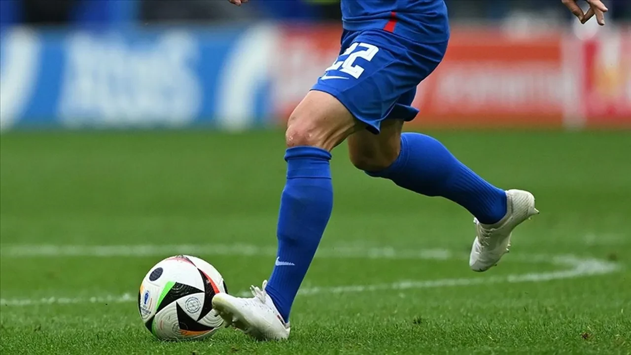 Slovakya Kosova hangi kanalda, CANLI nereden izlenir? Mücadele canlı yayınlanacak