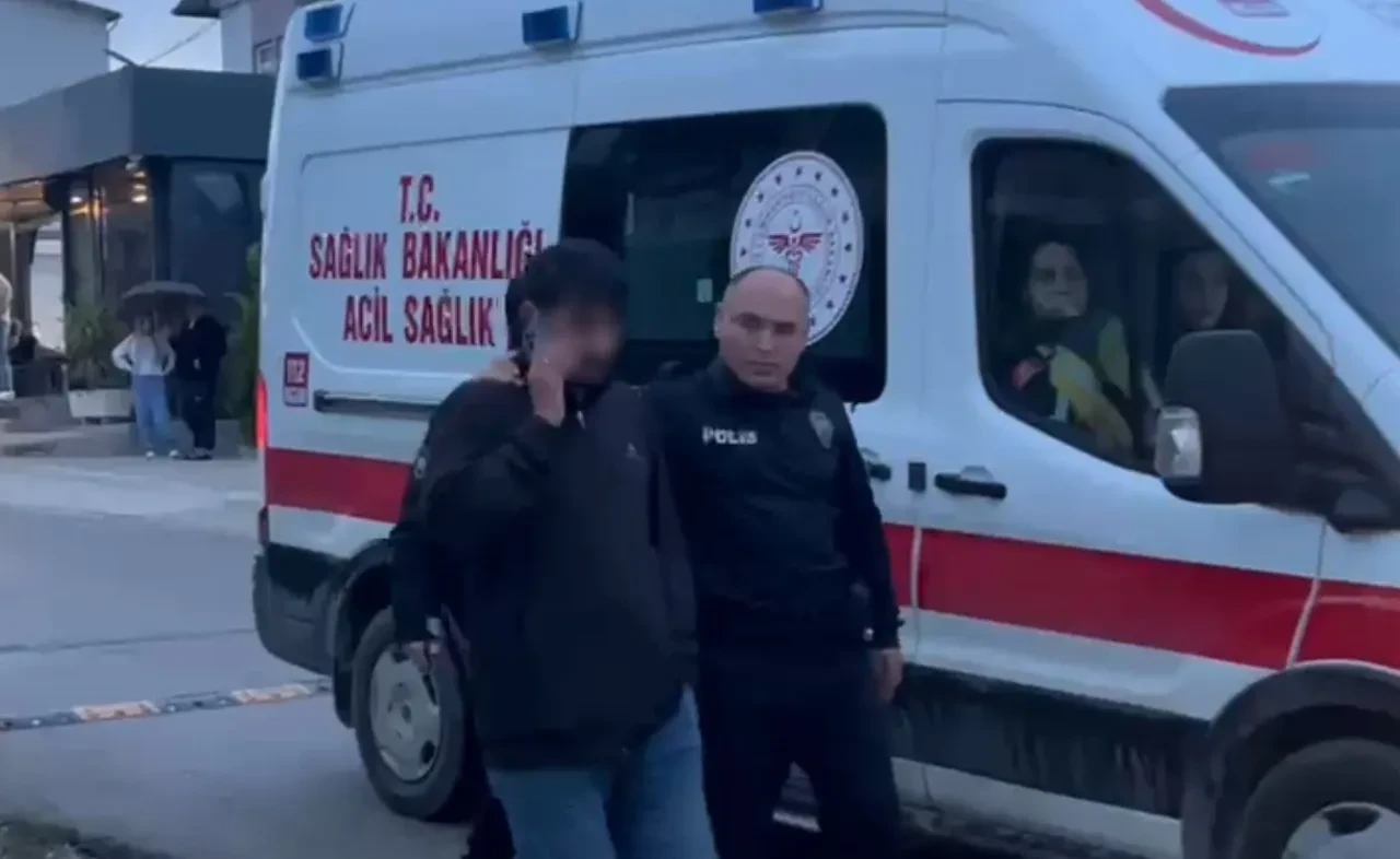 Tartıştığı eşi telefonlara bakmayınca çatıya çıktı: Polis ekipleriyle 2 saat telefonla konuştu