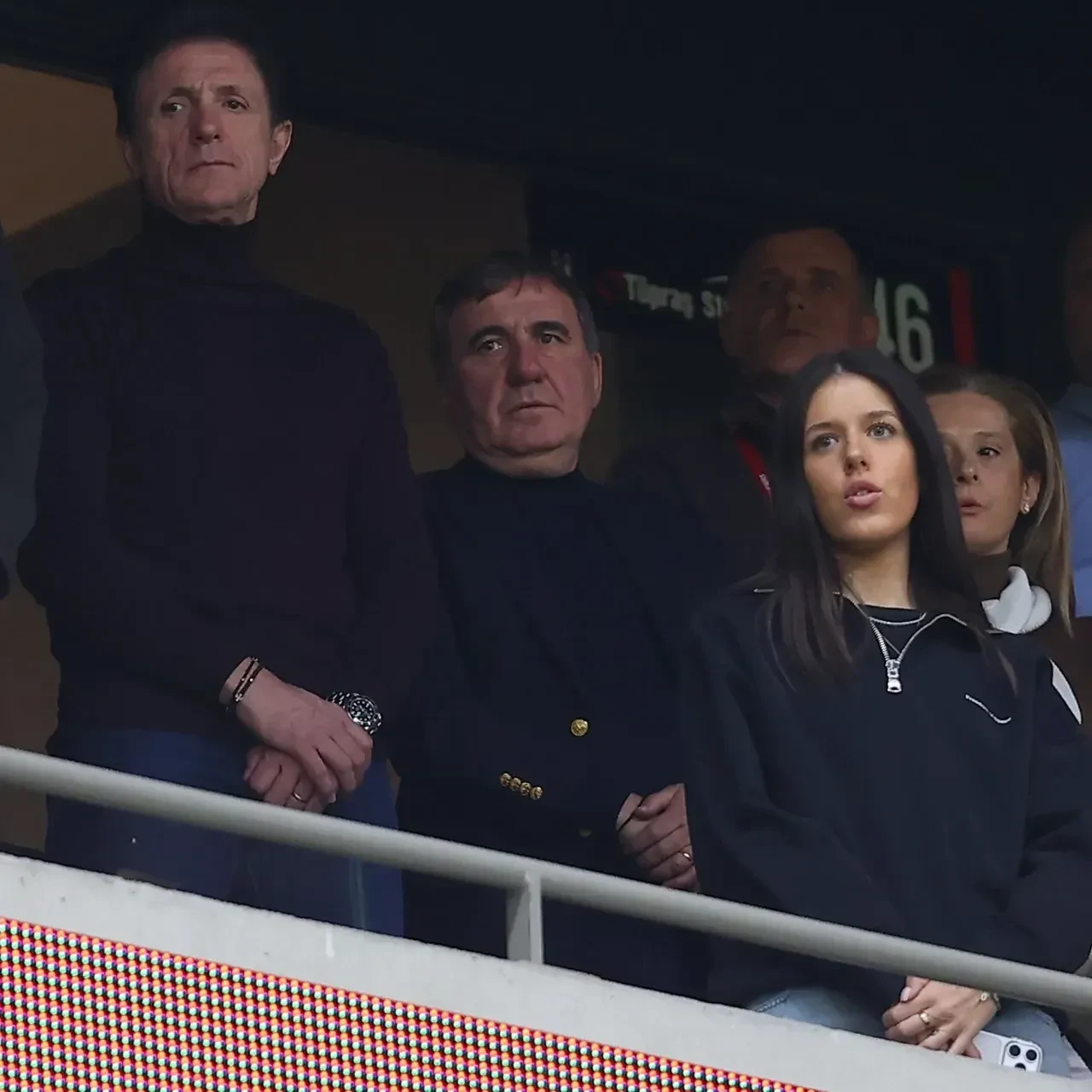 Türkiye-Romanya maçını spor dünyasından pek çok isim stadyumda izledi!