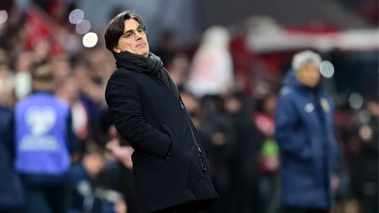 Vincenzo Montella Romanya galibiyeti sonrasında forvet konusuna dikkat çekti! 