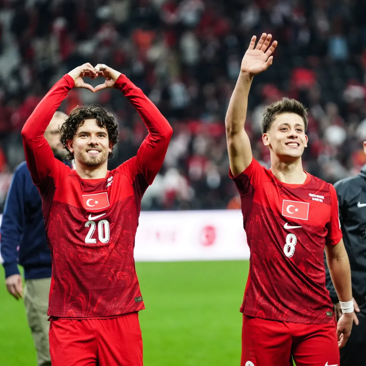 Vincenzo Montella'dan Romanya galibiyeti sonrasında istifa konusuna net yaklaşım!