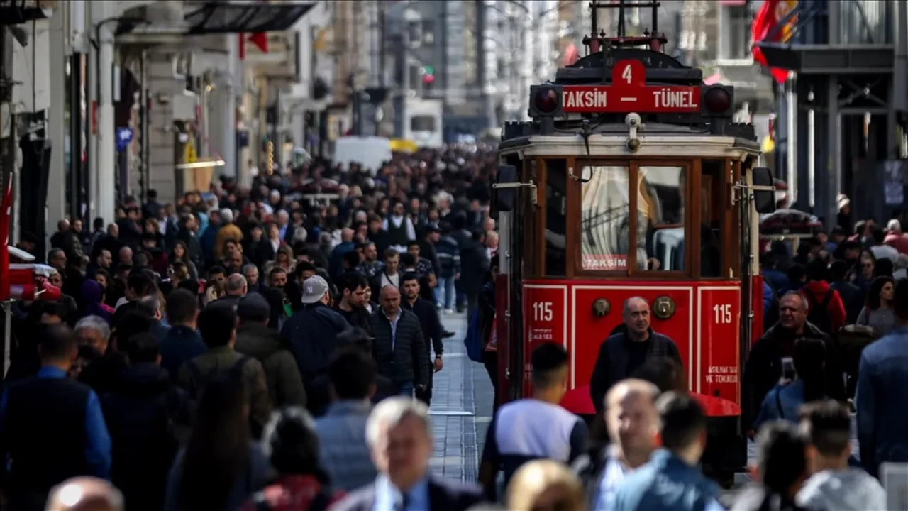 2100 yılı dünya nüfus haritası yapay zekadan sızdı: Çin çökecek, o ülke 1.5 milyara fırlayacak! Peki Türkiye kaç milyon olacak?