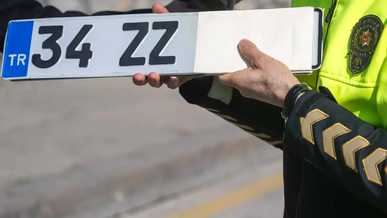 APP plaka ve standart plaka farkları