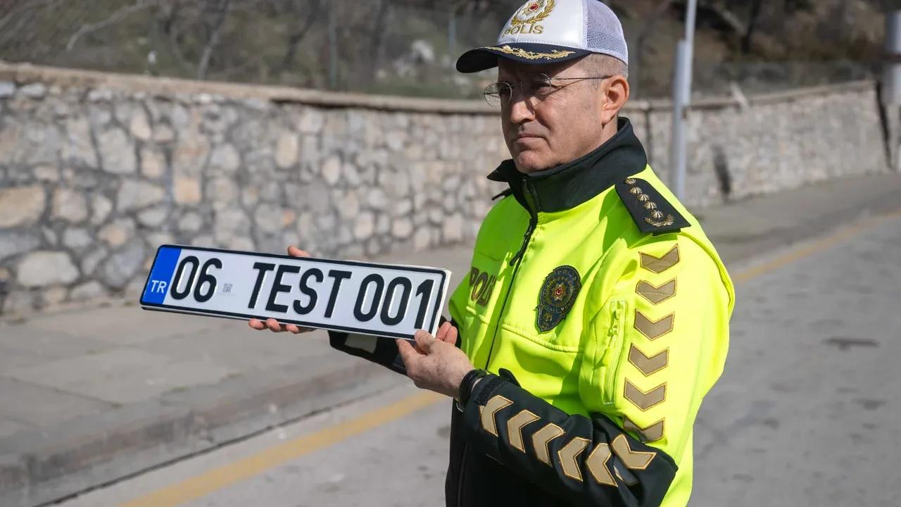 APP plaka ve standart plaka farkları