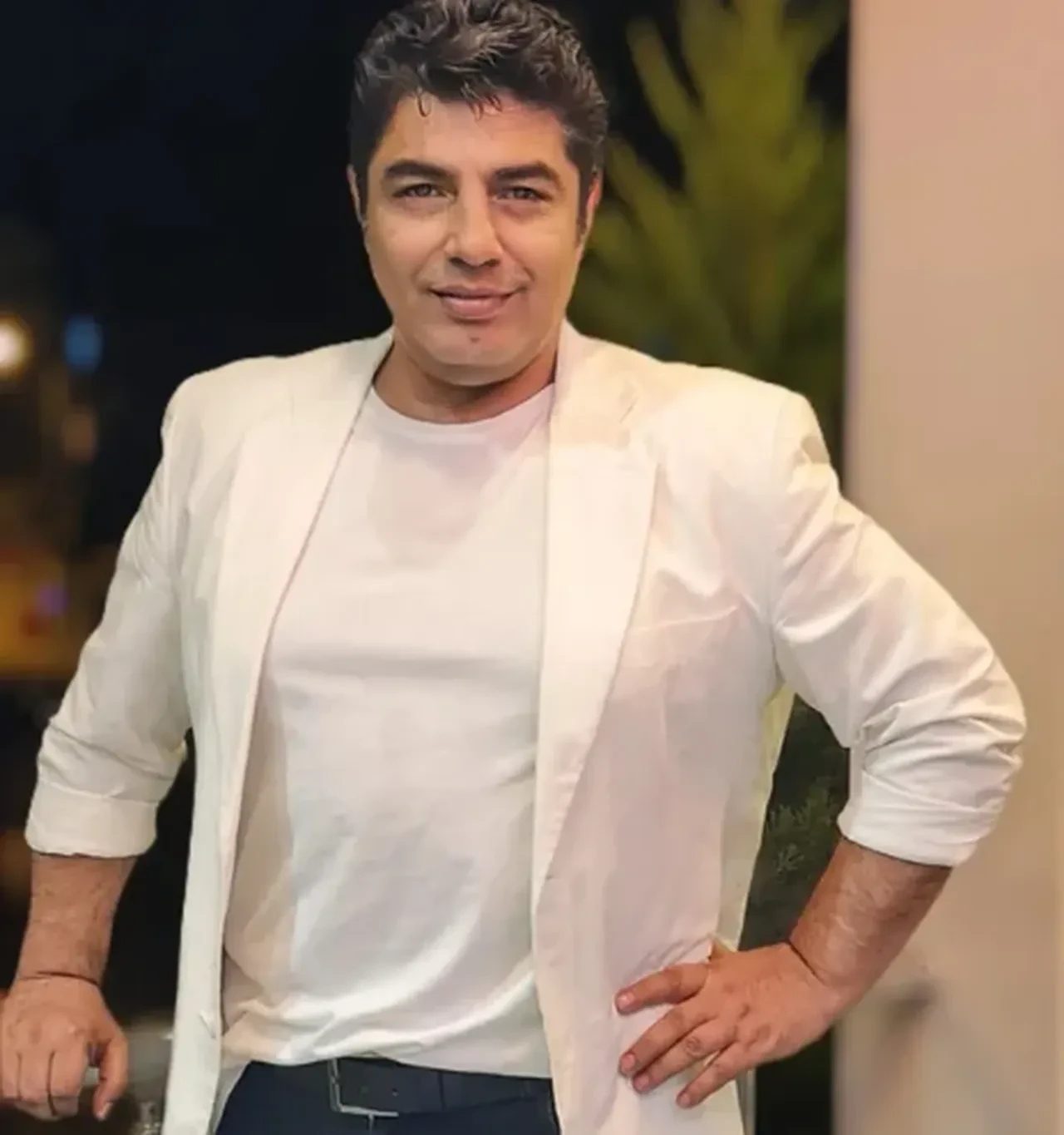 Arabesk müziği sanatçısı Orhan Esen hayatını kaybetti