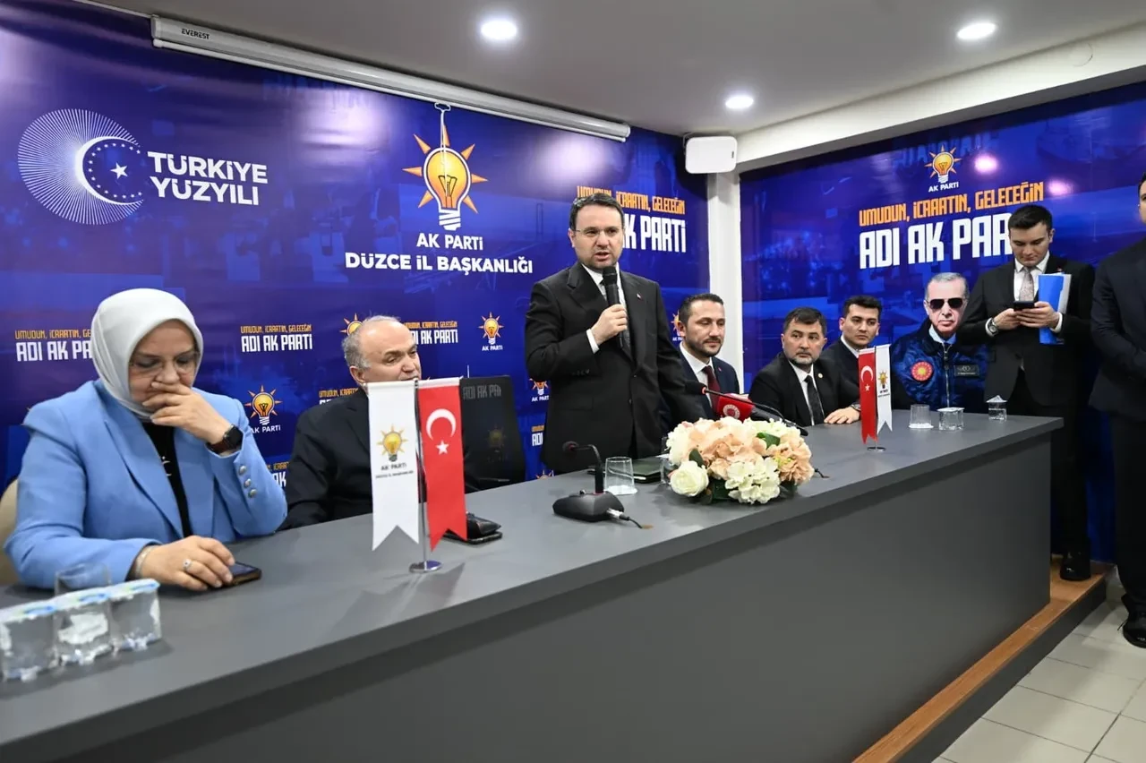 Bakan Akın Gürlek'ten iç cephe uyarısı: 'Tek nefes, tek ses olmalıyız'