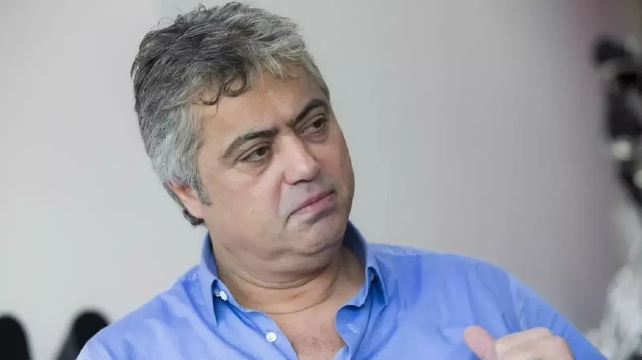 Cengiz Kurtoğlu sevenlerini korkuttu! Burun kanaması sonrası hastaneye kaldırıldı 