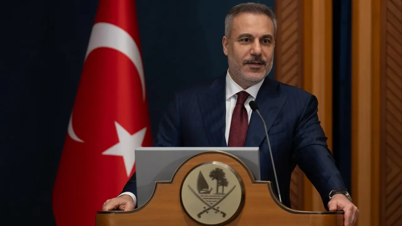 Dışişleri Bakanı Fidan'dan barış diplomasisi: Savaşı bitirmek için yoğun temas