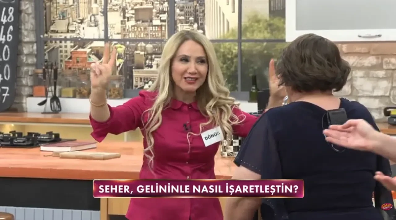 Gelinim Mutfakta'da Seher ve Edanur tüyolaştı mı? Aralarındaki işaret, Dönüş Hanım'ın gözünden kaçmadı