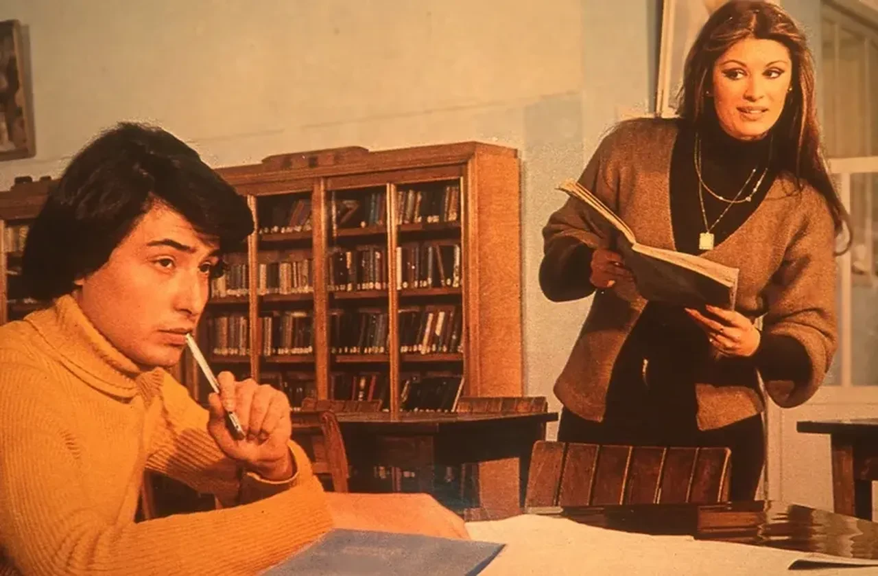 Gülşen Bubikoğlu'nun paylaşımı pes dedirtti! Kim der 71 yaşında