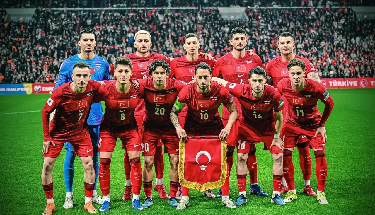 Mehmet Demirkol'dan Vincenzo Montella'ya net cevap: Romanya maçının ardından gazeteciye sorduğu soru gündem olmuştu!