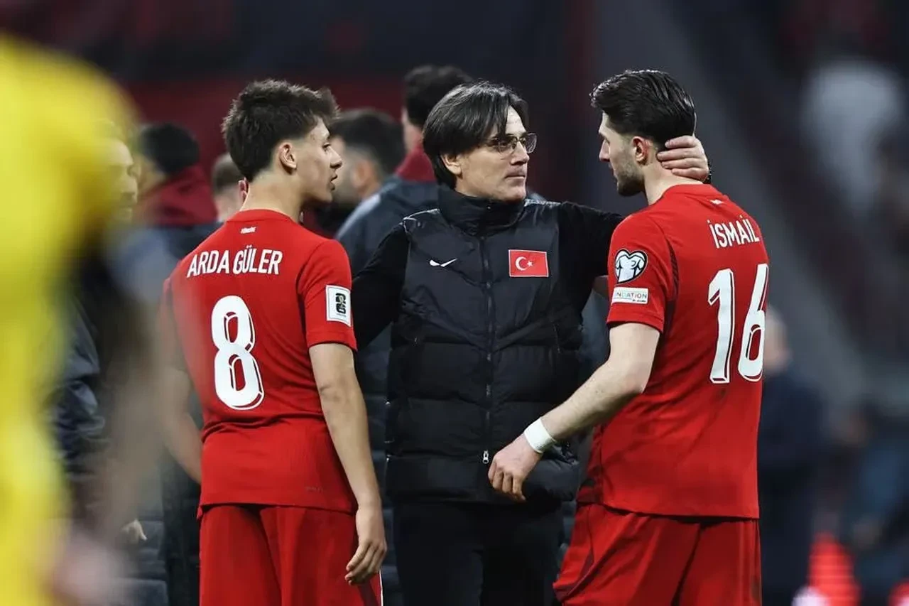 Mehmet Demirkol'dan Vincenzo Montella'ya net cevap: Romanya maçının ardından gazeteciye sorduğu soru gündem olmuştu!