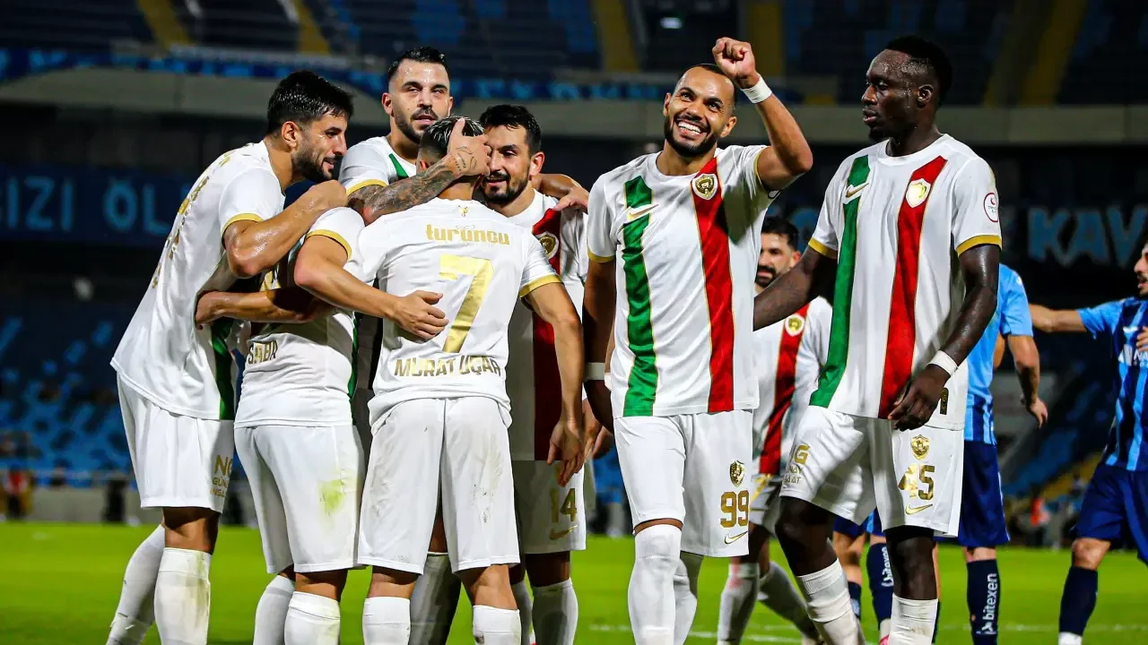 Süper Lig kapısındaki Amedspor’a FIFA’dan soğuk duş: Transfer tahtası kapandı!