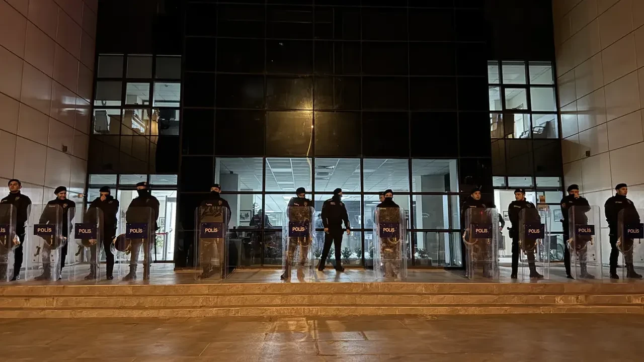 Uşak Belediye Başkanı hangi partiden? Özkan Yalım neden gözaltına alındı?