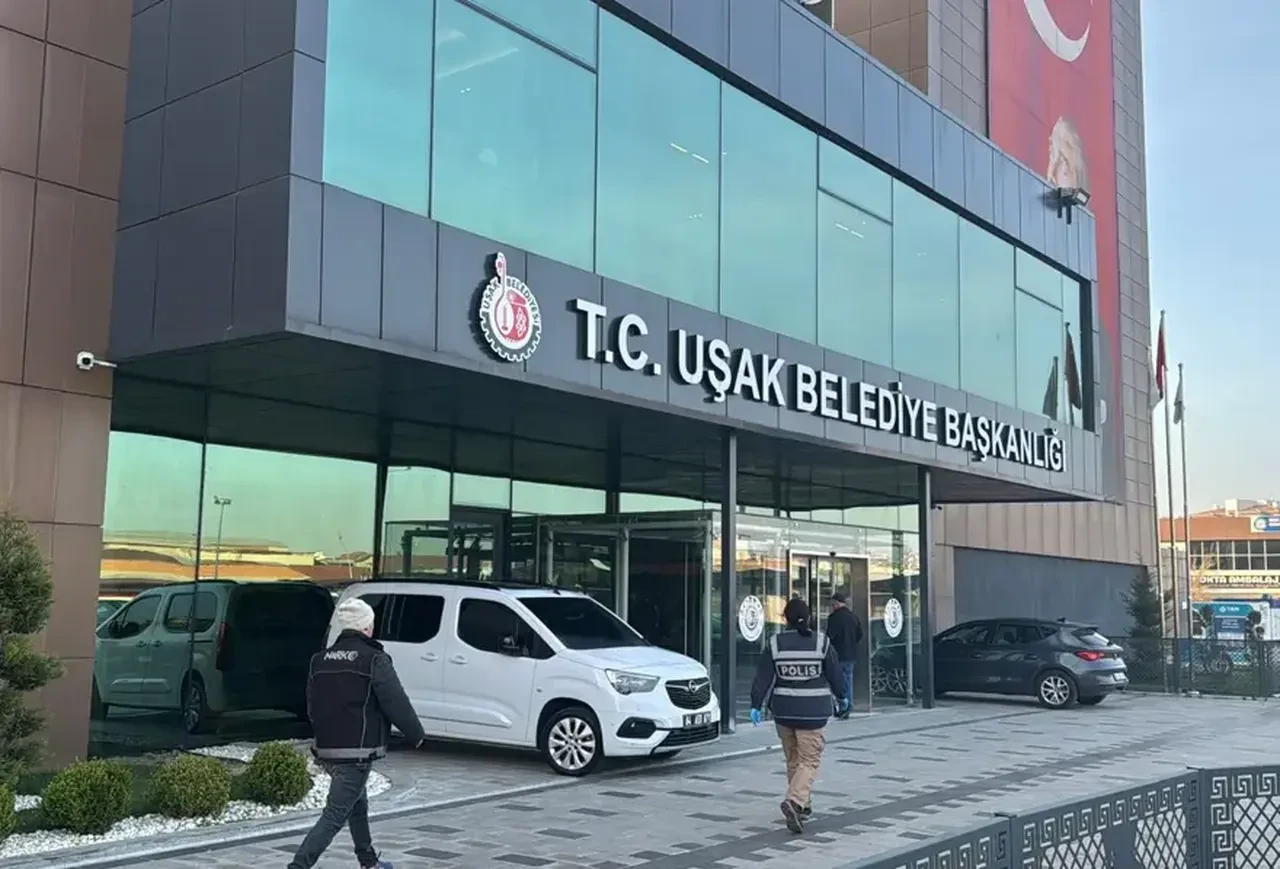 Uşak Belediye Başkanı hangi partiden? Özkan Yalım neden gözaltına alındı?