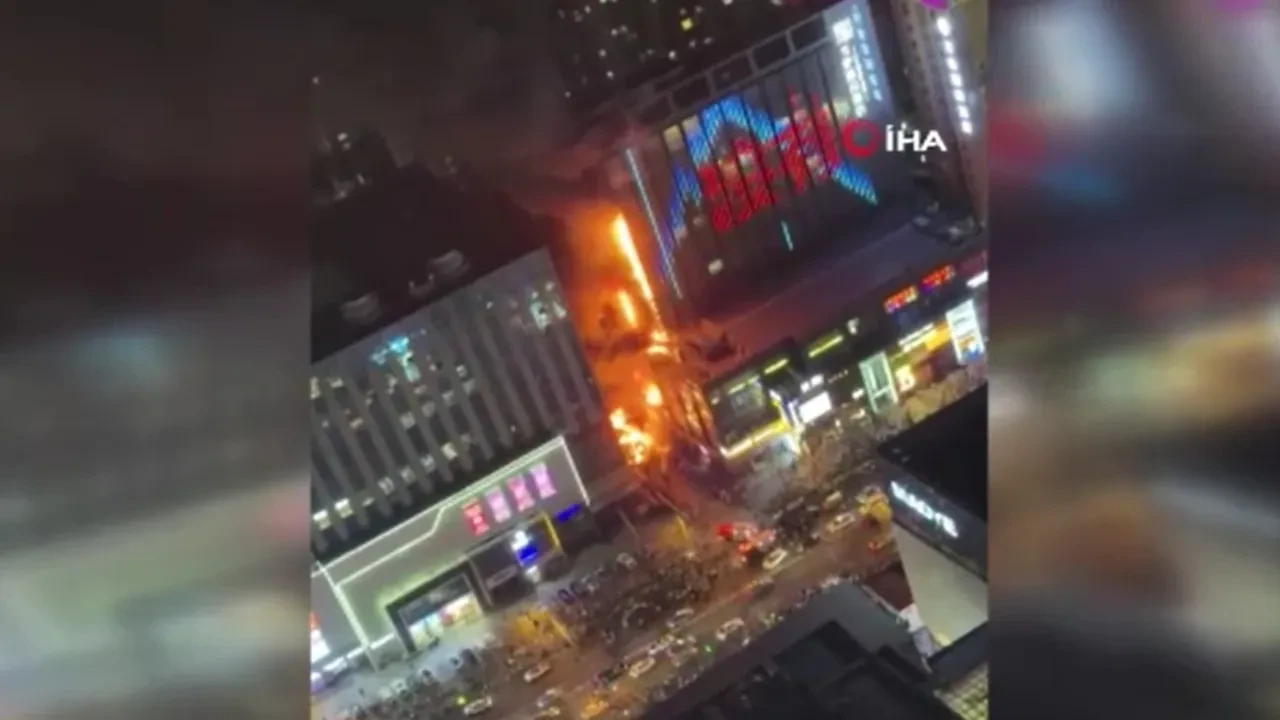 Çin'de binada büyük yangın! Ölü ve yaralılar var