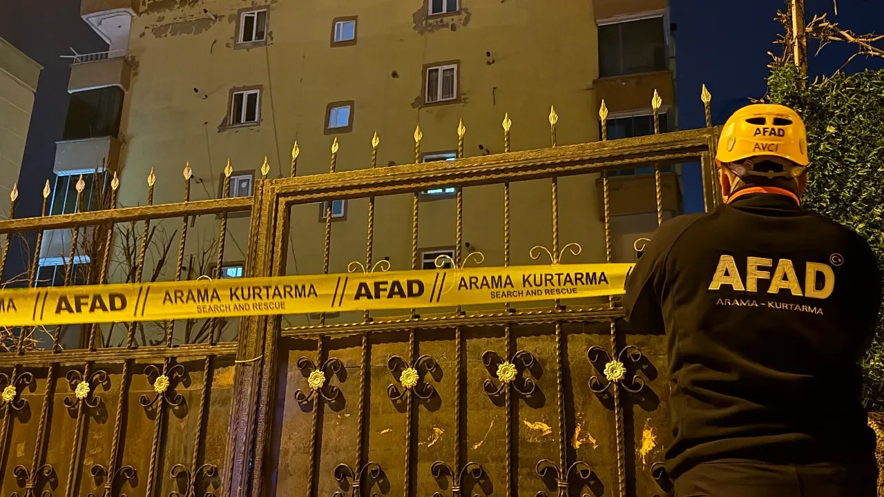 Diyarbakır'da binada büyük panik! Vatandaşlar tahliye edildi