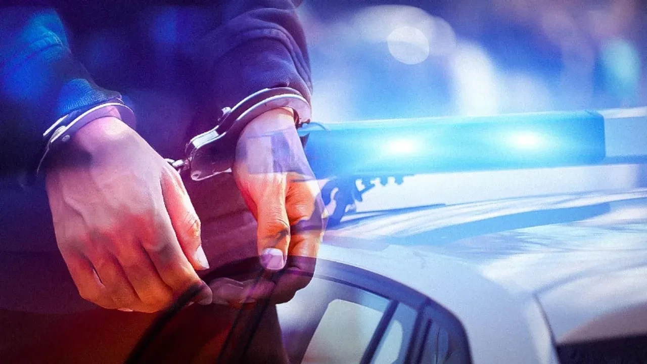 Erkekleri tek tek ağa düşürdüler! Evde öldüresiye darp: 'Kimseye anlatırsan ailene söyleriz'