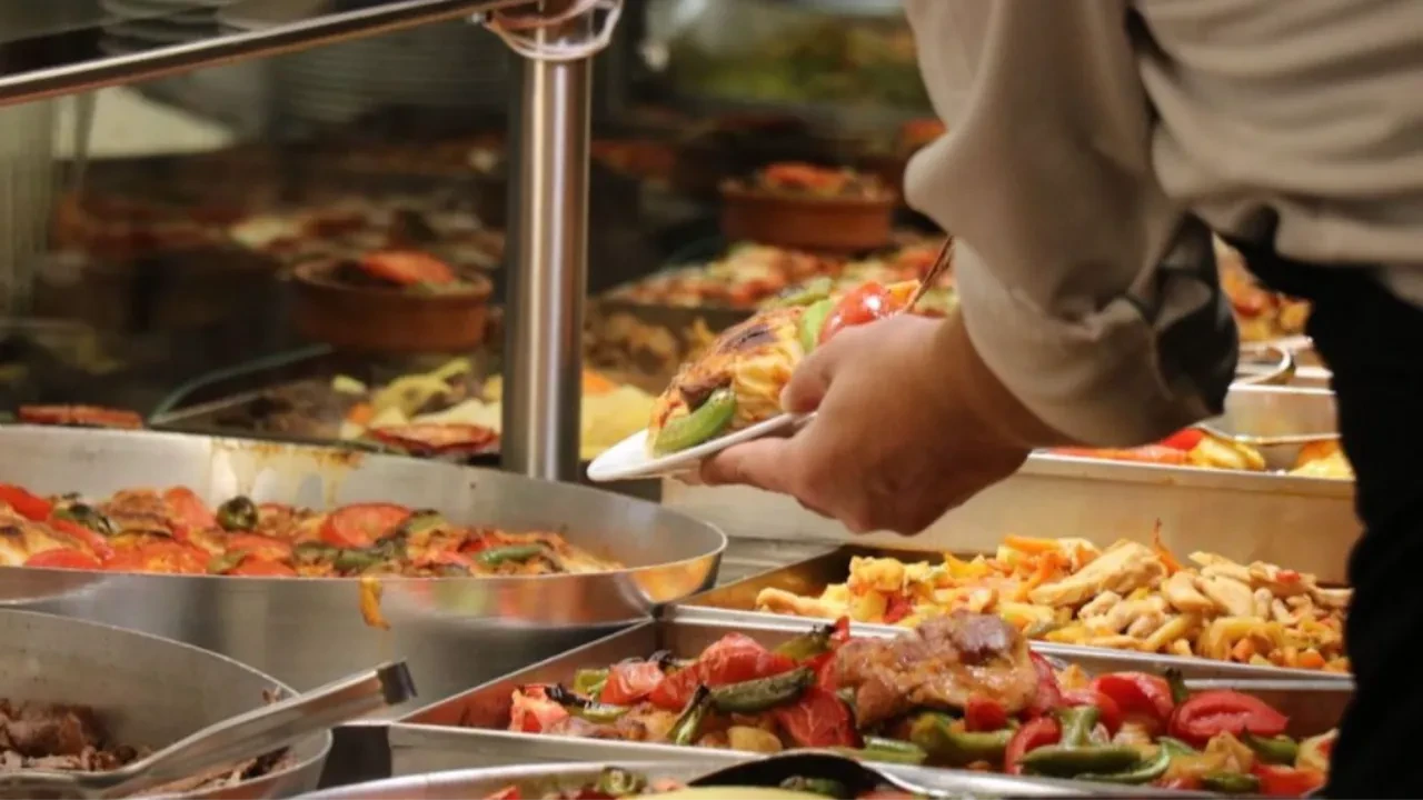 Kafe ve restoranlarda yeni dönem: Menüde içerik ve kalori zorunlu olacak