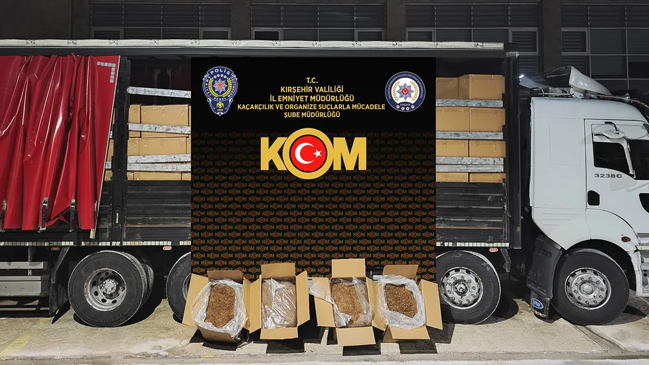 Kırşehir’de tütün operasyonu! Kamyonda 5,5 ton ele geçirildi