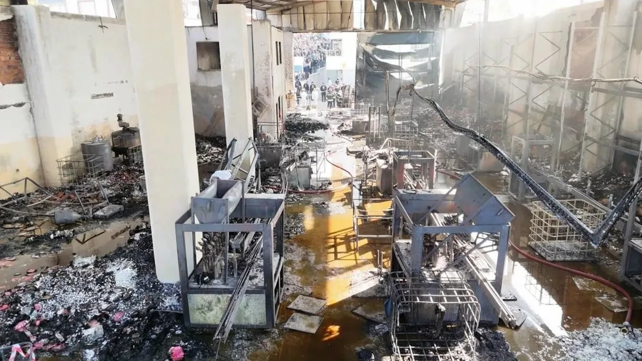 Kocaeli Dilovası'ndaki fabrika yangını davasında ara karar açıklandı