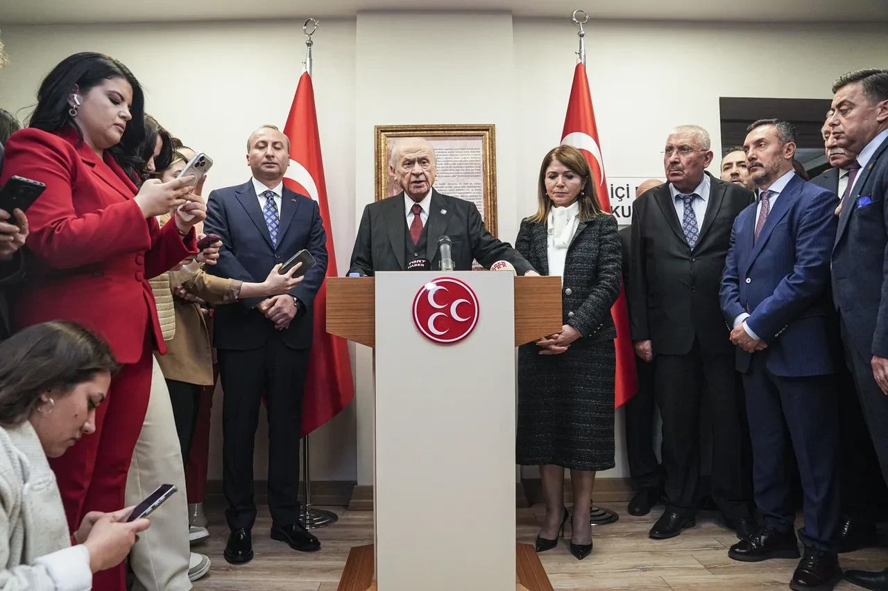 MHP lideri Devlet Bahçeli'den İzzet Ulvi Yönter'in istifasına ilişkin ilk açıklama
