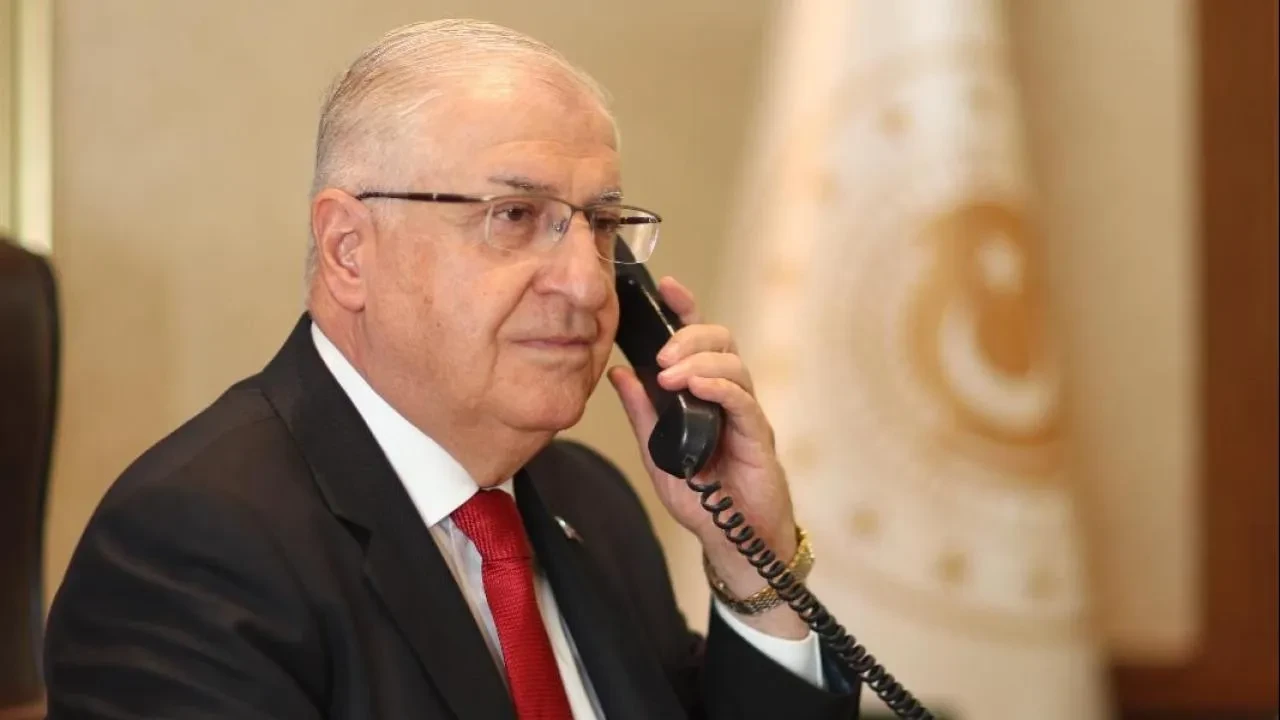 Milli Savunma Bakanı Güler, İran Savunma Bakan Vekili Rıza ile telefonda görüştü