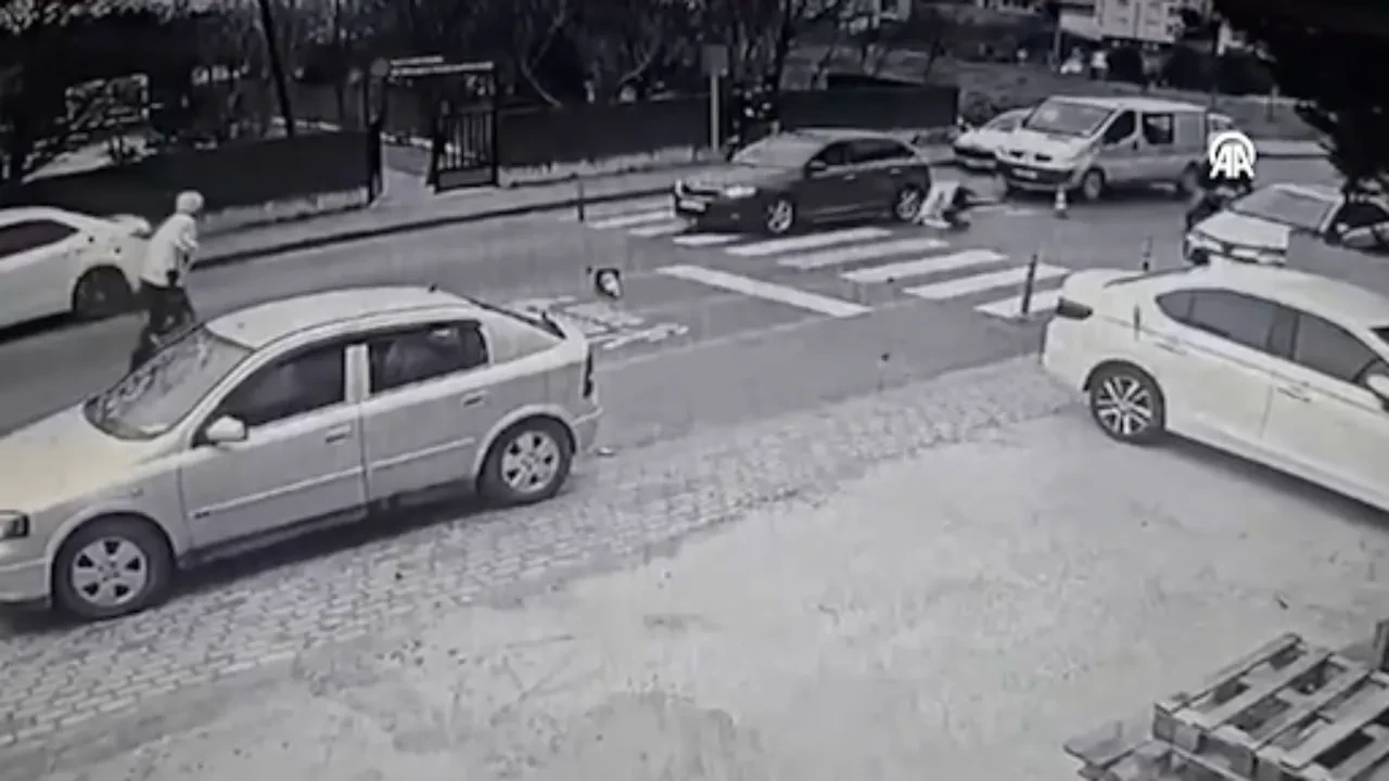 Motosikletle polise çarptı! Yakalanınca ceza yağdı: Tam yarım milyon ödeyecek 