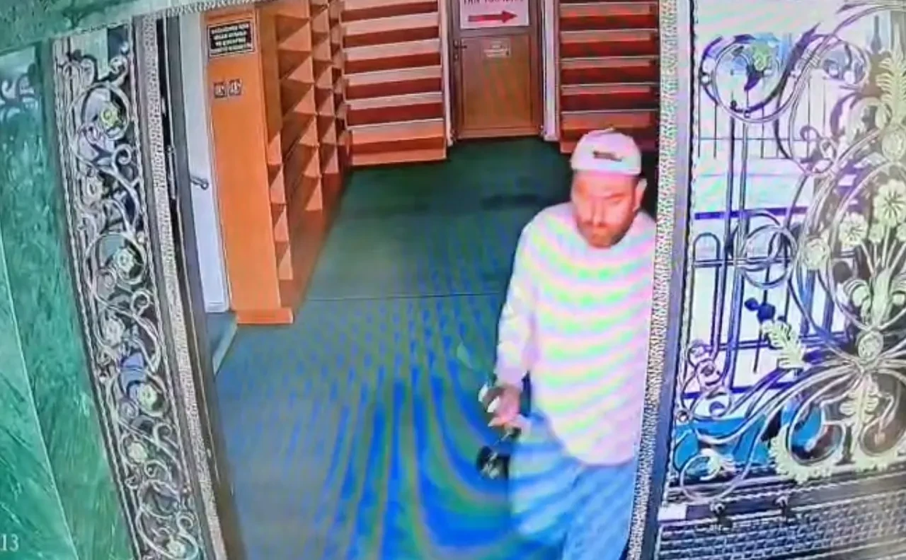 Mudanya’da oltalı hırsız alarmı: Camilere girip ses sistemi çalıyor