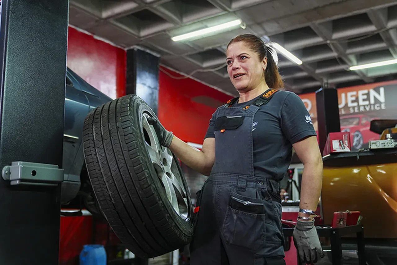 Sanayi ustalarının sırrı deşifre oldu! Aracınızın yakıt tüketimini tek bir dokunuşla anında %15 düşürebilirsiniz