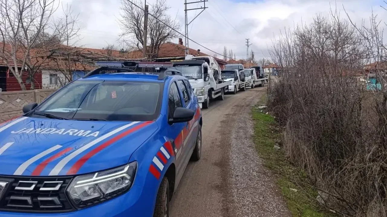 Yozgat’ta çalıntı araç operasyonu düzenlendi, 4 kişi gözaltına alındı
