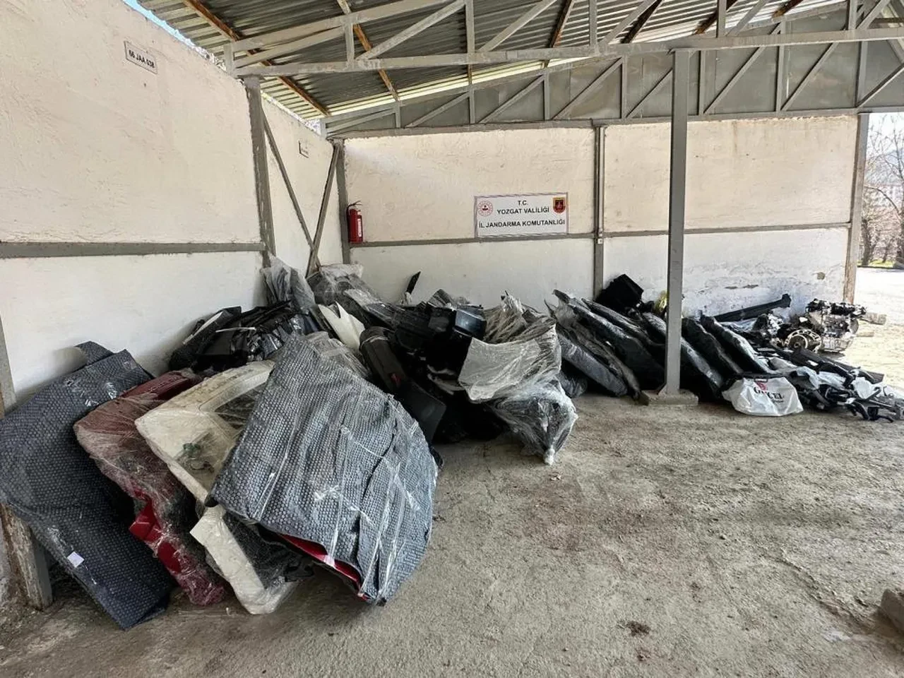 Yozgat’ta çalıntı araç operasyonu düzenlendi, 4 kişi gözaltına alındı